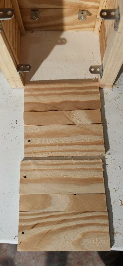 Réaliser une boîte à œufs 11 planches à œufs