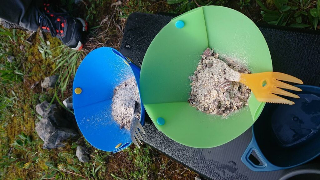 Le meilleur petit déjeuner randonnée quand on est dans les bois : le porridge ! 11 petit déjeuner randonnée