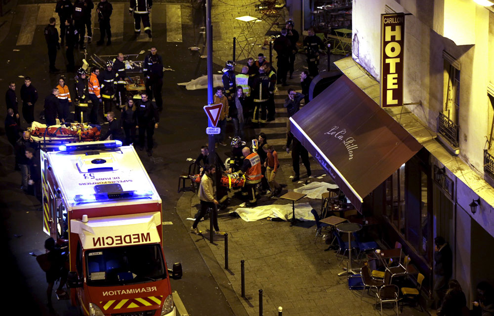 attentat paris secours ambulance nuit