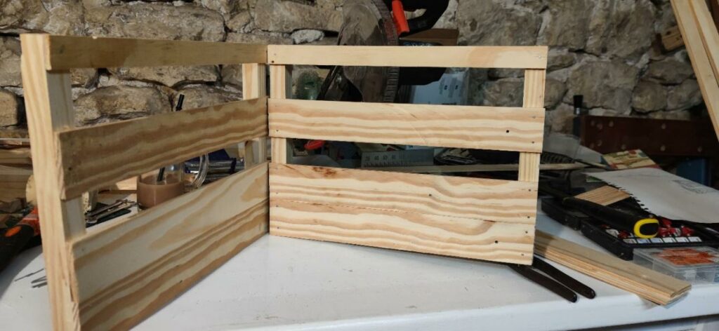 L’assemblage de la caisse de jardin